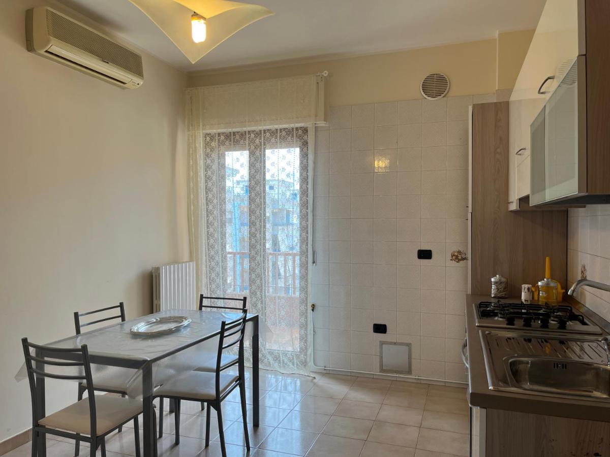 Apulian Heart Elegante Appartamento 乔亚德尔科尔 外观 照片